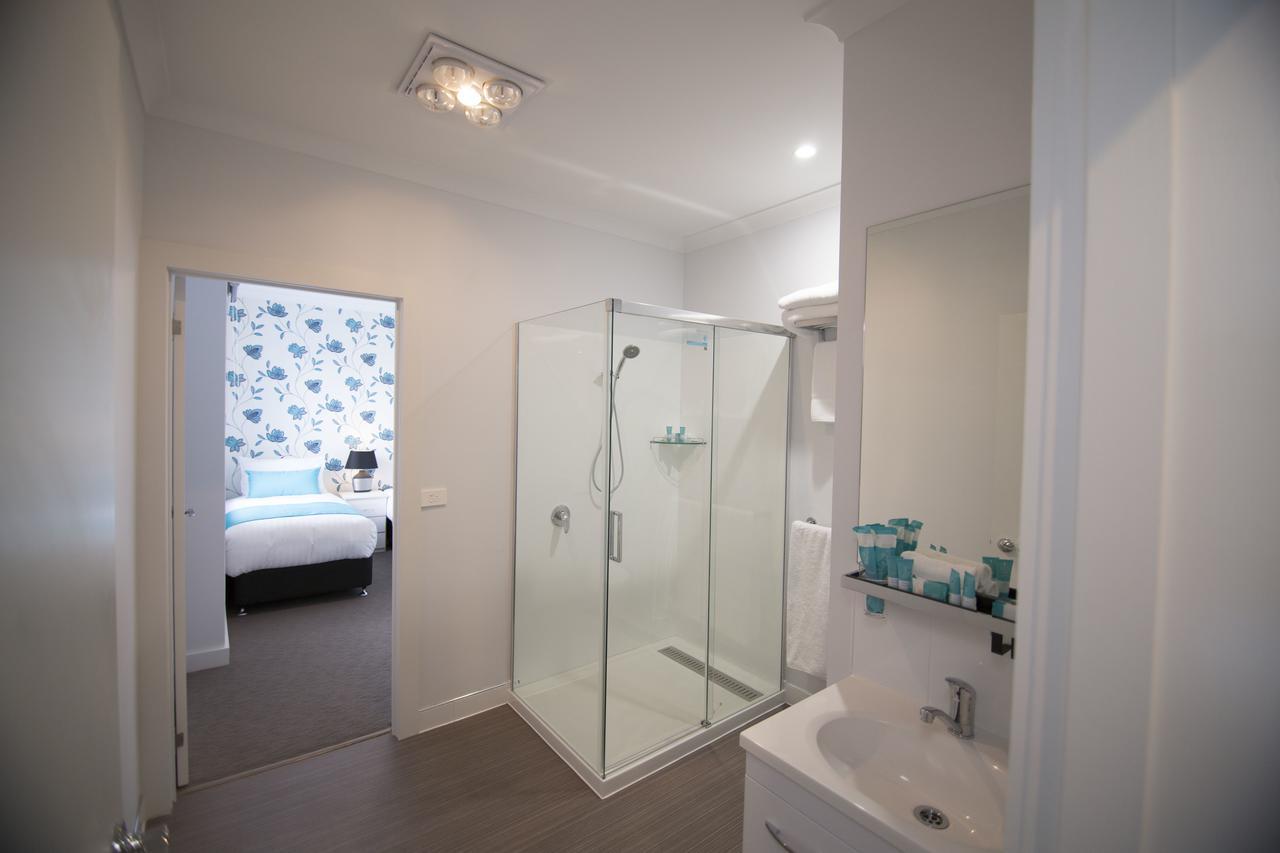Beach Hotel Берни Экстерьер фото